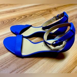 Talbots Blue Pumps Size 7